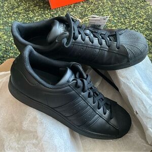 Adidas Men's Originals Superstar all black sz 10 NIB
